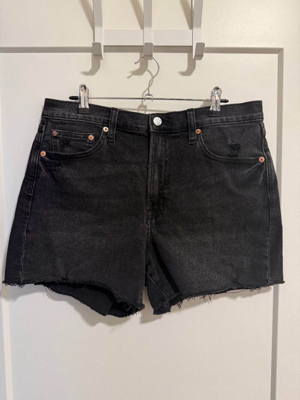 GAP Black Denim 4" High-Rise Stretch Short | 31/12